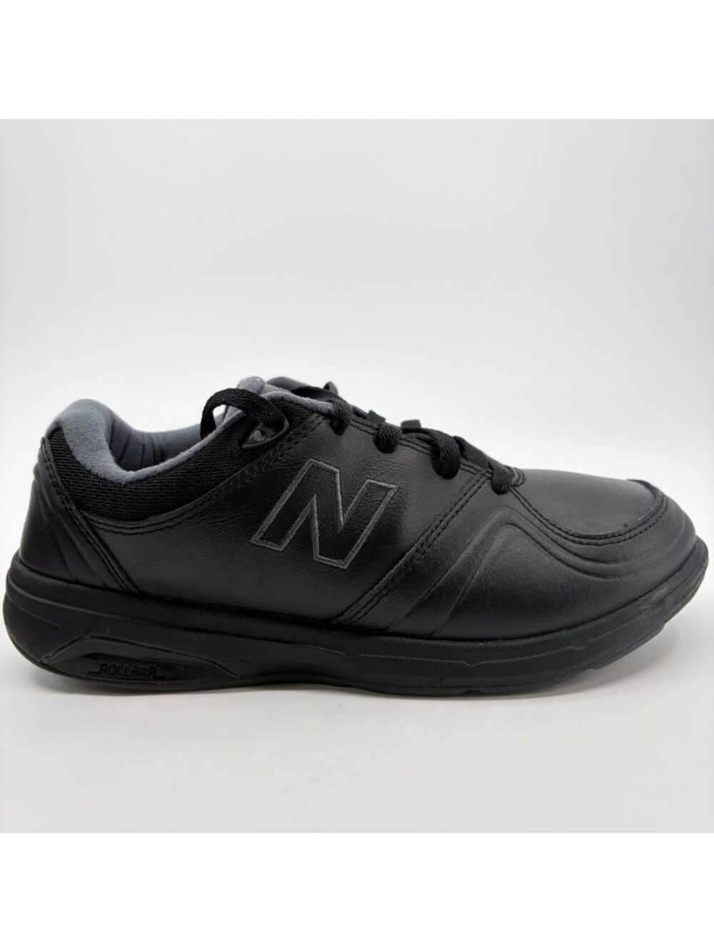 New Balance 813 Womens Size 8.5EE Black Athletic Leather Walking Shoes Sneakers